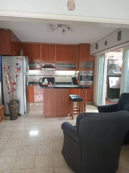 Apartment Departamento Tipo Casa. Avellaneda (Buenos Aires)